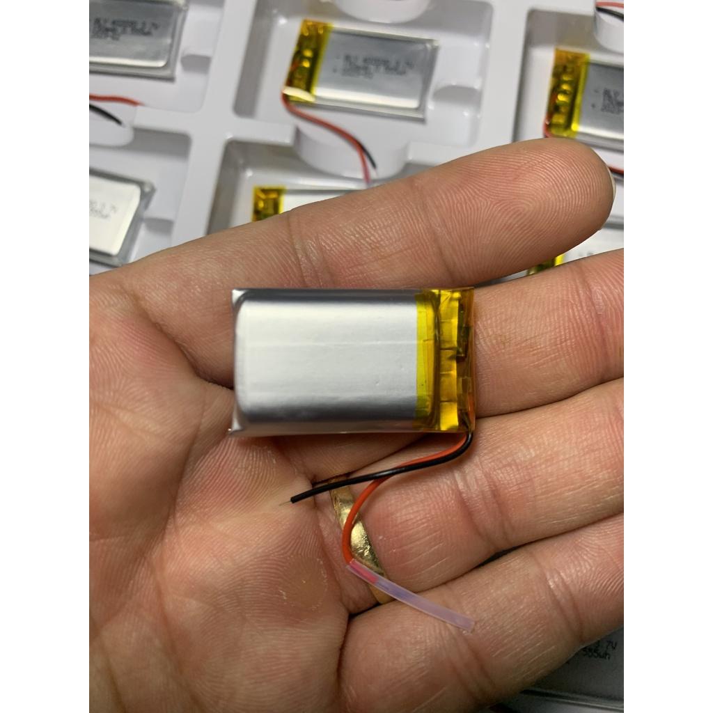 Pin Sạc Lithium Polymer 3.7V 400mah 702030 Cho tai nghe,loa Mp3 MP4 MP5 GPS PSP Bluetooth