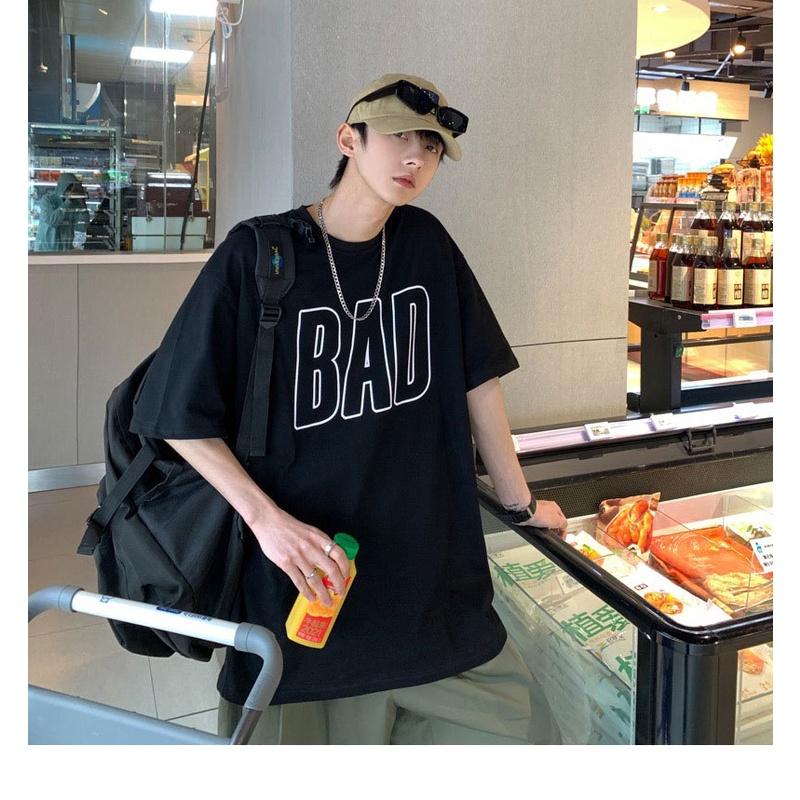 Áo thun tay lỡ BAD trước ngực dáng rộng unisex
