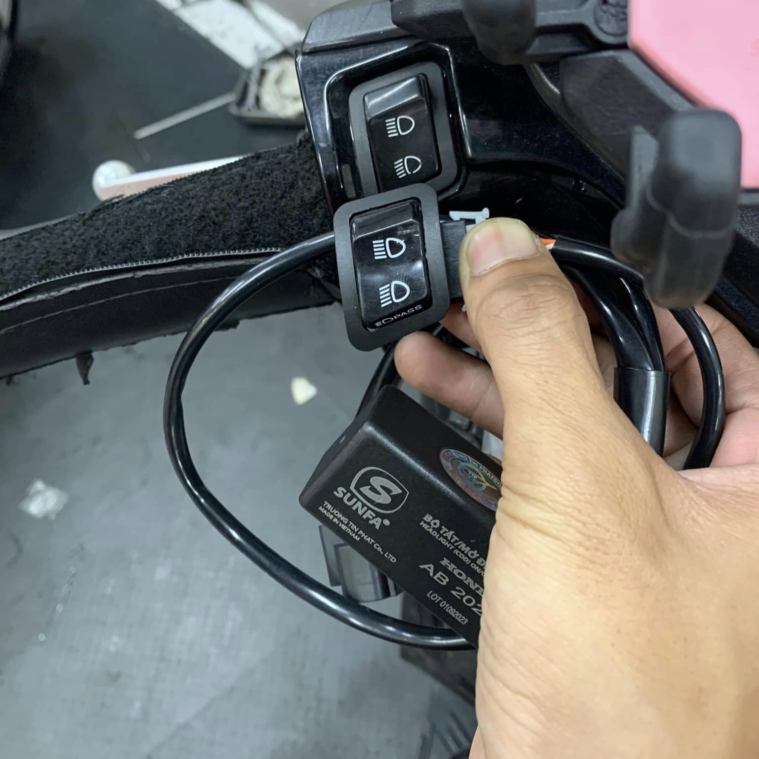 Bộ công tắc đèn Sunfa cho Air Blade,  AB 125/150 đời (2020 - 2021) (090034)