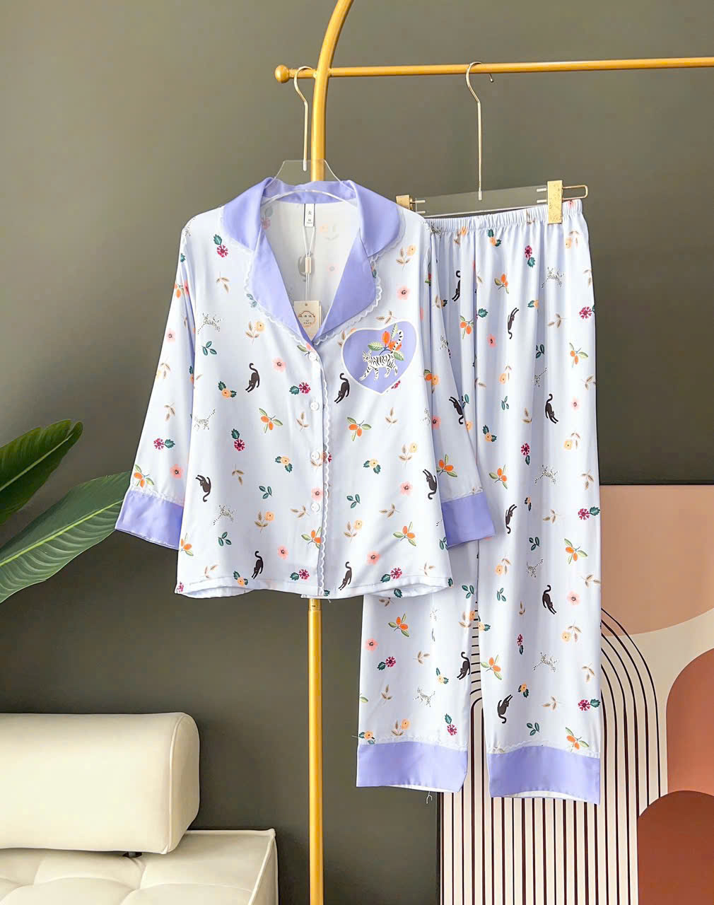 Bộ đồ lót B536 tay dài quần dài lụa quảng châu cao cấp họa tiết mèo