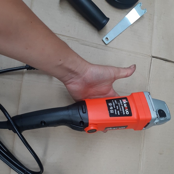 Máy Mài Góc Kainuo 1002 Thân Dài