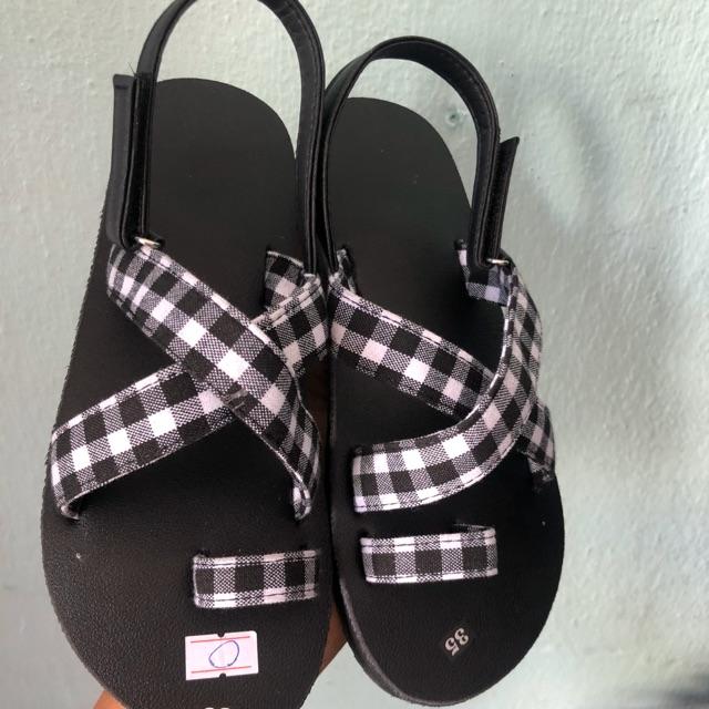 Xăng đan nữ sandal đồng nai đế đen quai ca rô size từ 35 đến 42 nữ