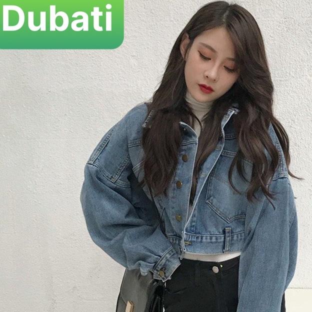 ÁO KHOÁC CHẤT VẢI BÒ JEAN NỮ PHỐI TÚI 3 NÚT SAU SÁNH ĐIỆU- DUBATI FASHION