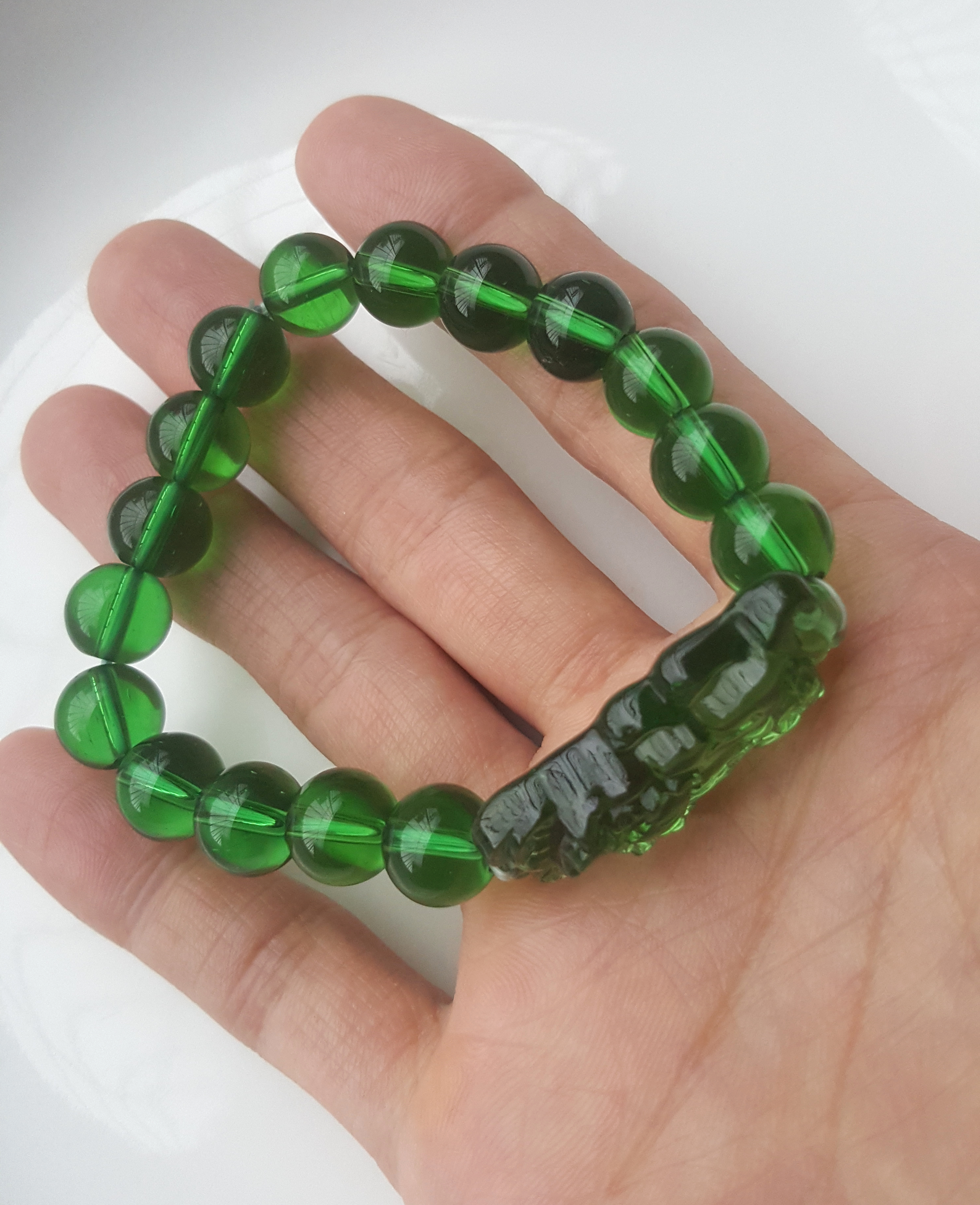 Vòng tay đá pha lê xanh lá cây mix tì hưu cầu tài lộc, may mắn, bình an phong thủy