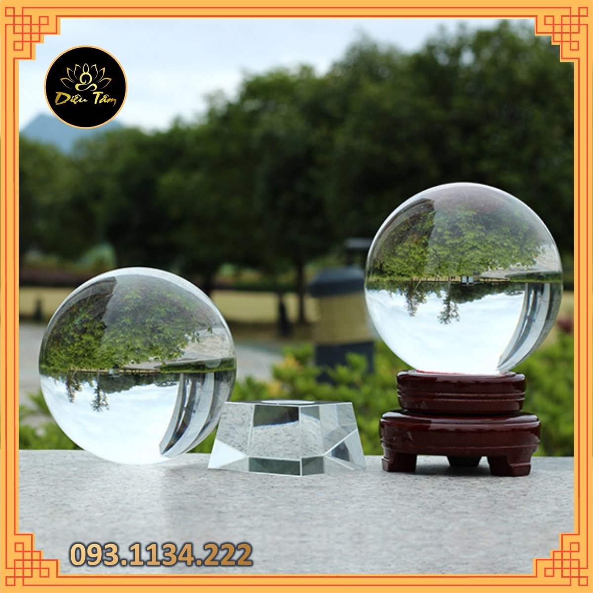 Quả cầu phong thủy pha lê màu trắng size to 15cm hợp mệnh Thủy, mệnh Kim đồ phong thủy trang trí