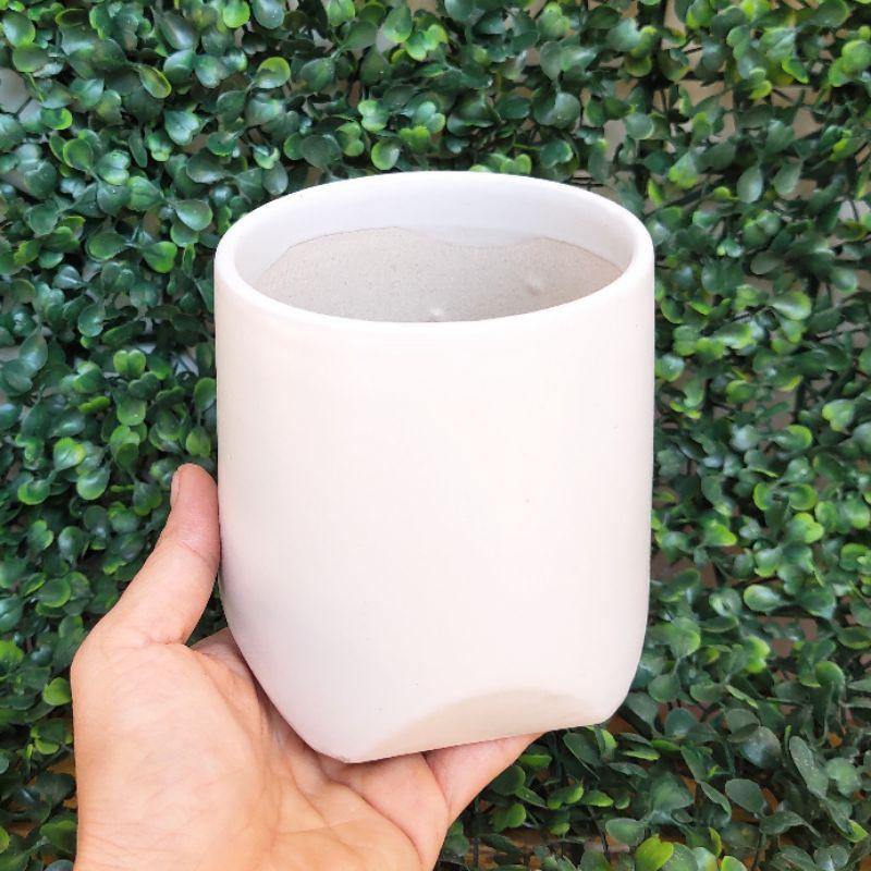 Chậu sứ trụ vát chân kèm đĩa hứng nước, phong cách hiện đại, phù hợp trồng cây để bàn, cây văn phòng, sứ Bát Tràng