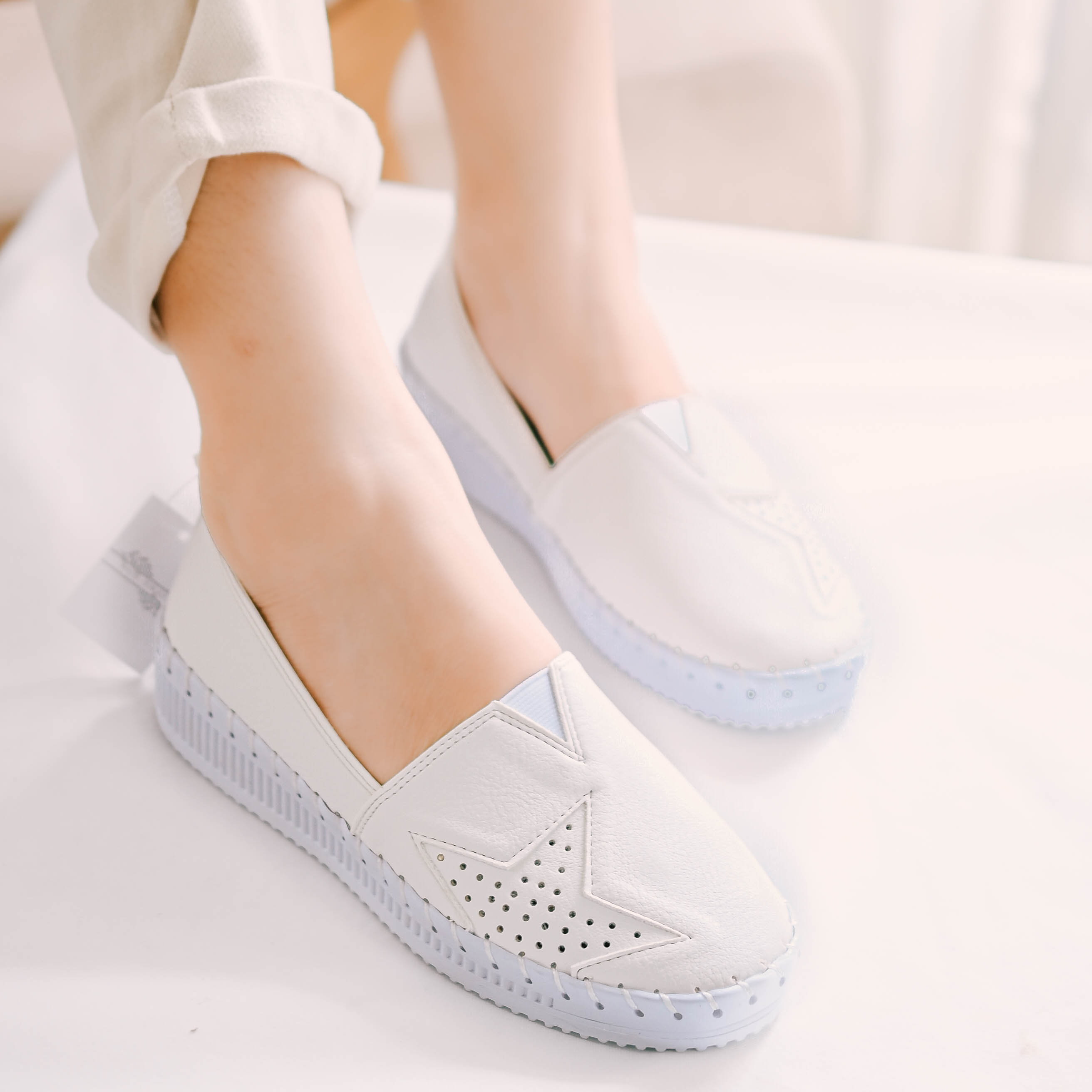 Giày Slip on Lihsing đế độn 4F nữ