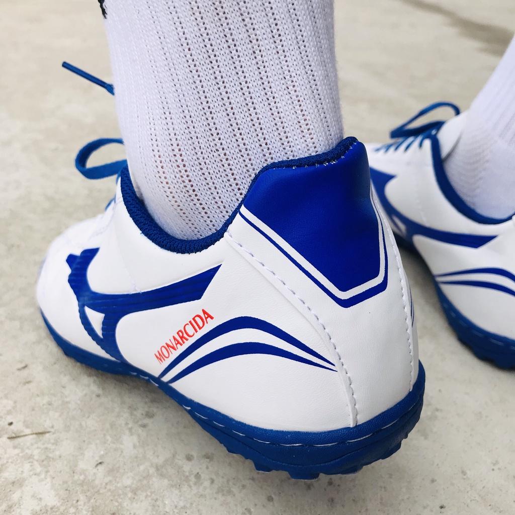 Mẫu giày đá banh thể thao Hot chưa từng Hot