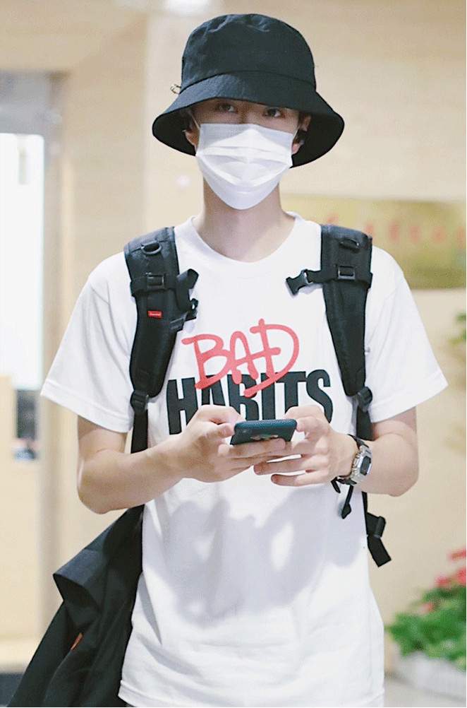 Áo thun Vương Nhất Bác Wang Yibo