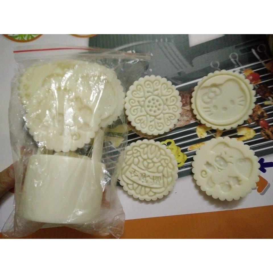 Khuôn làm bánh trung thu tròn - 4 mặt