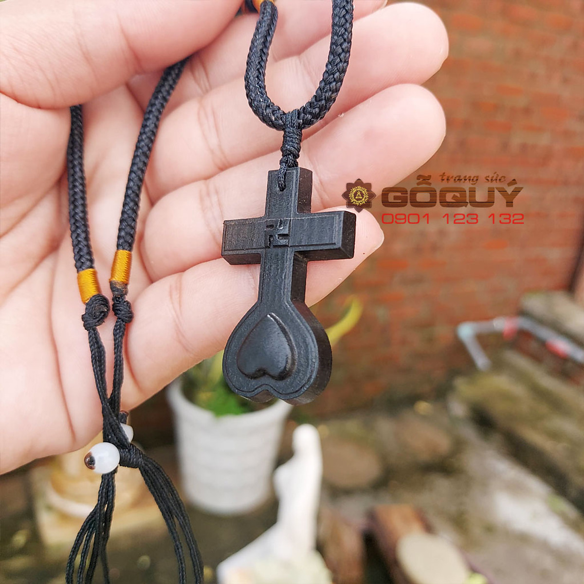 Thánh hiệu thiên tâm đạo gỗ mun tặng kèm dây vải