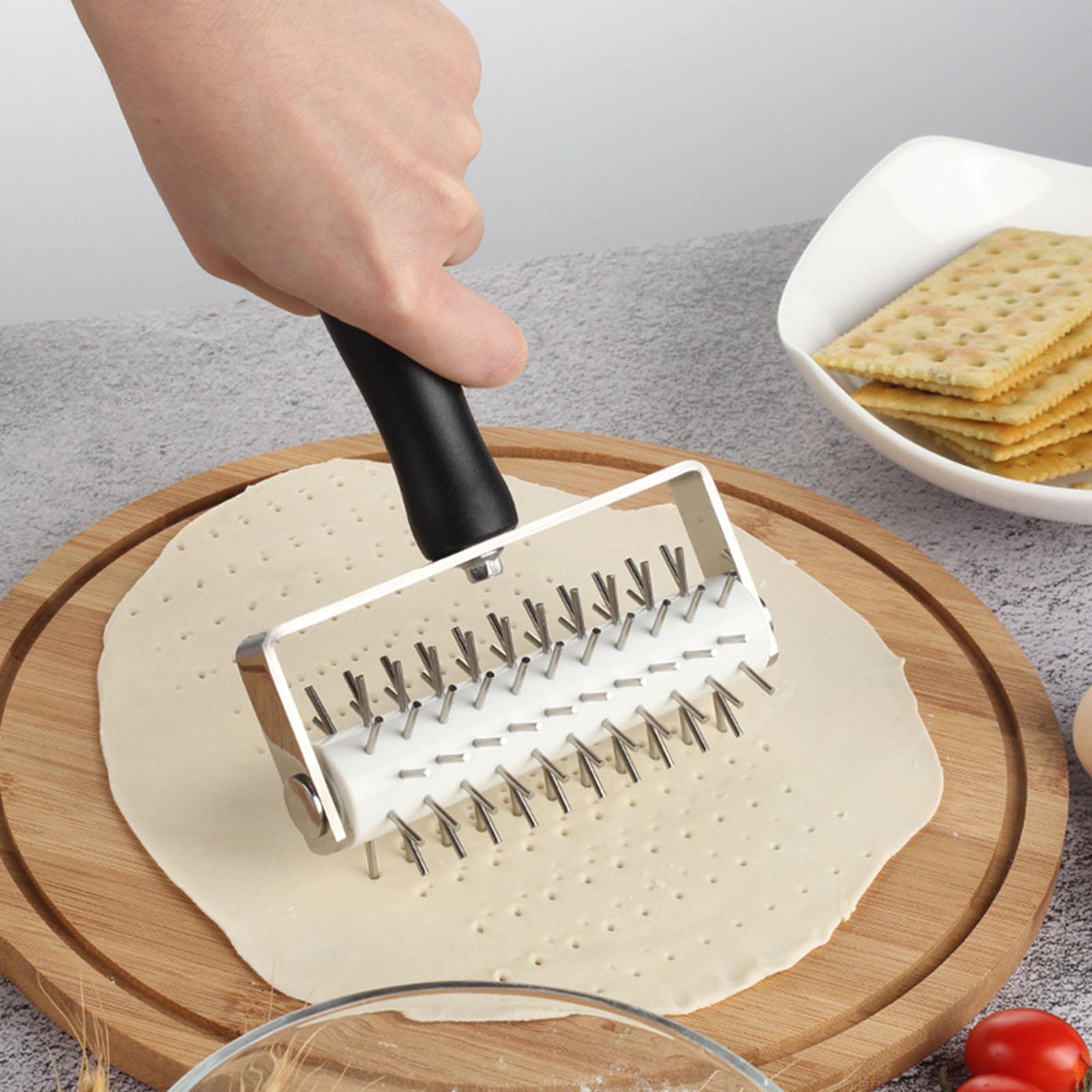 Pizza Roller Pin Wheel hole puncher Pizza Wheel for Cookie Kitchen Gadgets