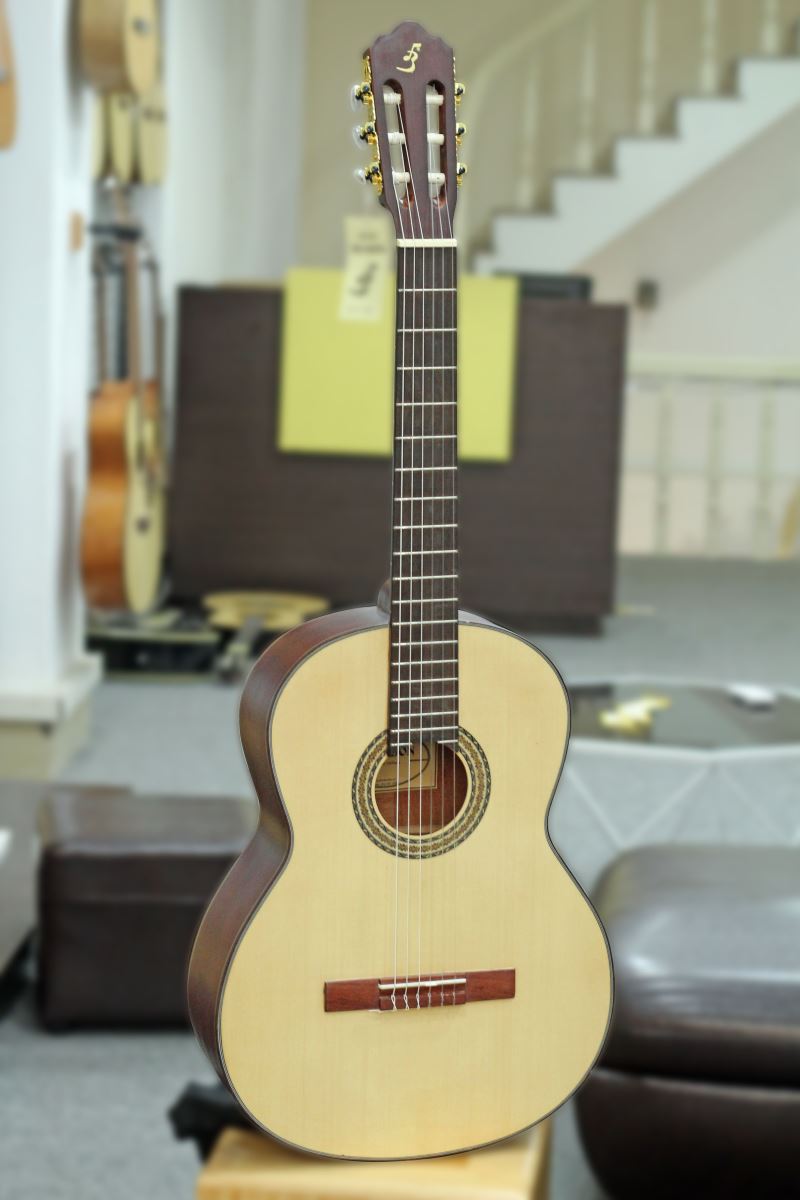 Đàn Guitar Classic C170 chất lượng tốt , Có Ty Chỉnh Cần
