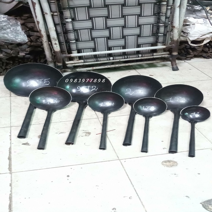 VÁ SẮT ĐEN DÙNG ĐỂ MÚC KIM LOẠI,GANG,ĐỒNG,CHÌ...