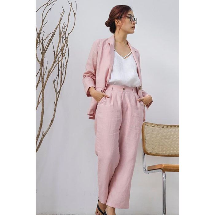 Set bộ 3 món vest blazer Linen ve vuông công sở + Quần ống rộng + Áo 2 dây trẻ trung ArcticHunter - Hồng phấn