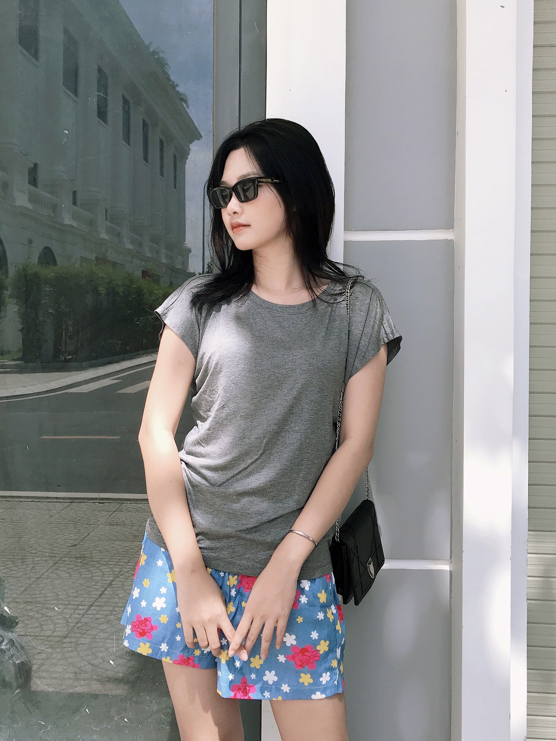 Áo thun dạo phố Xám đậm