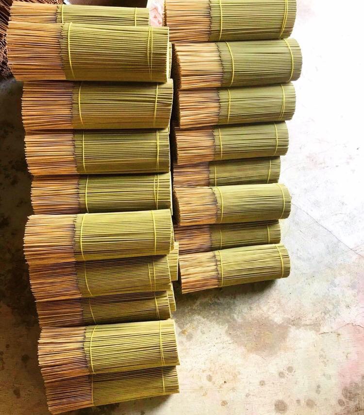Set 50cây nhang Thảo Mộc và nhang Khuynh Diệp Dương Minh nhang sạch 100% thành phần tự nhiên