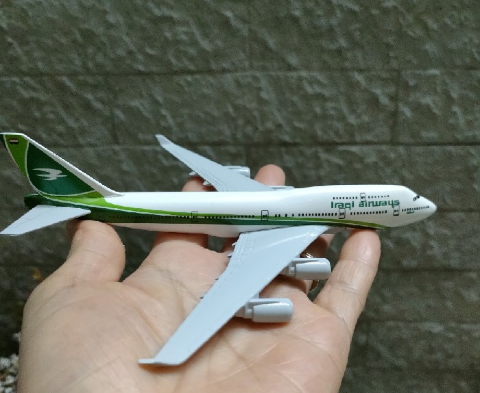 Mô hình máy bay tĩnh B747 IRAQI 16cm