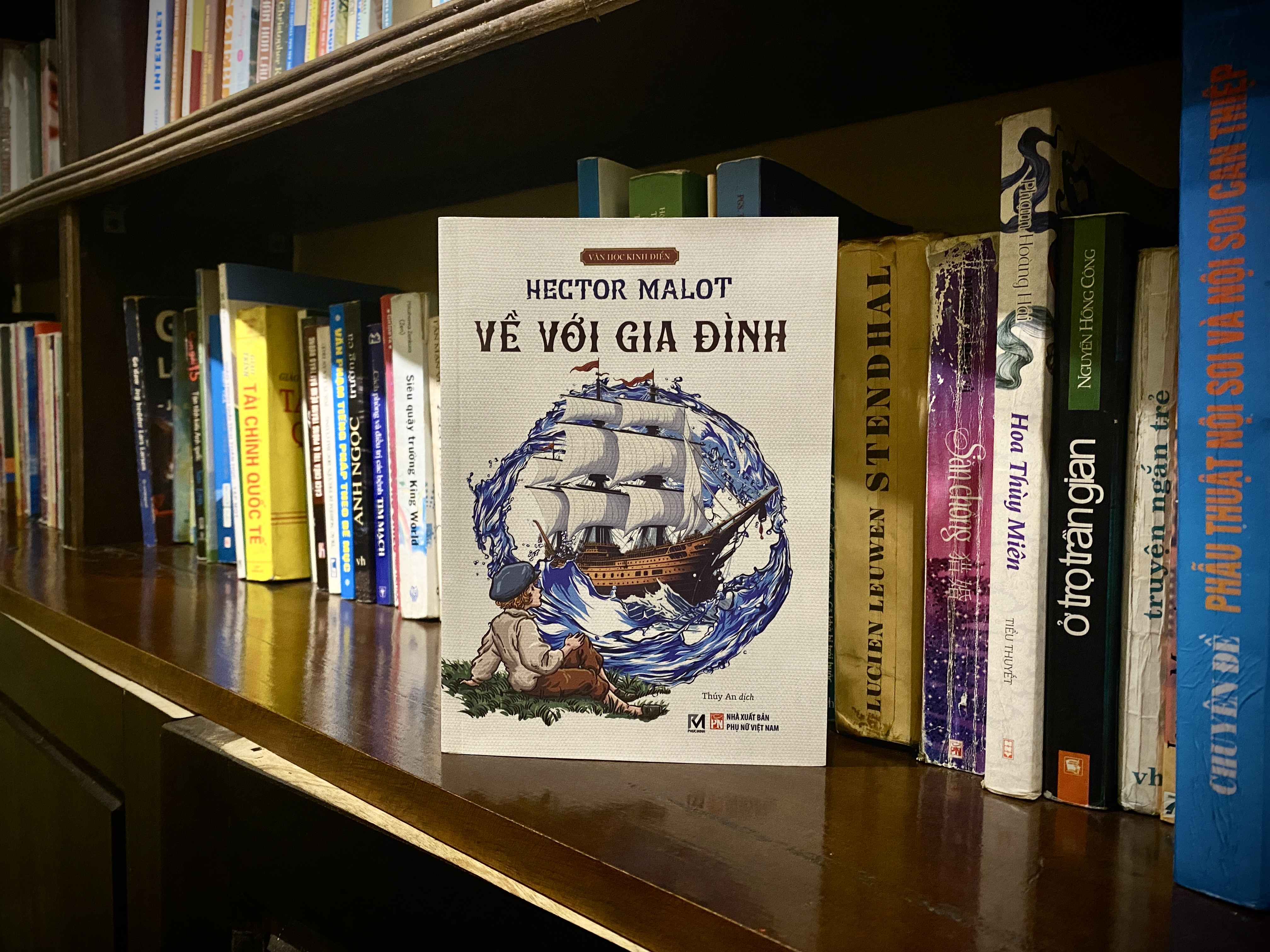 Sách Văn Học Kinh Điển - Về Với Gia Đình - Hector Malot (Tặng kèm Booklet Gốc tiếng Pháp)