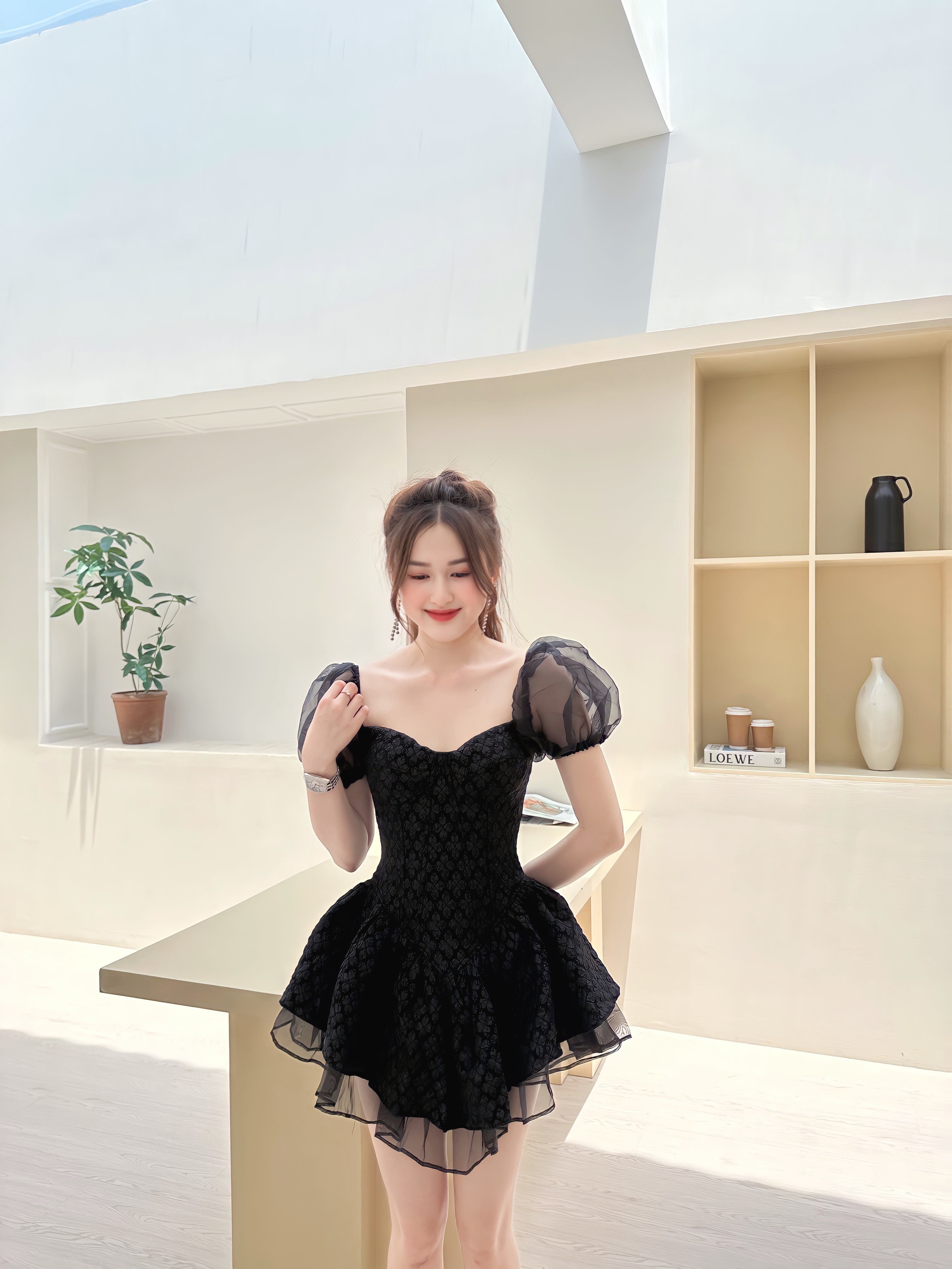 Đầm xoè đi tiệc chất gấm tay bồng Selina - Karlotta Concept