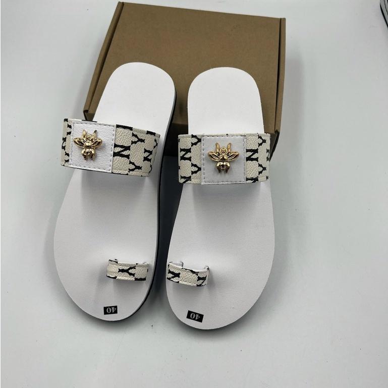 dép xỏ ngón nữ đế bằng size từ 34 đến 42 ( sandal đồng nai )