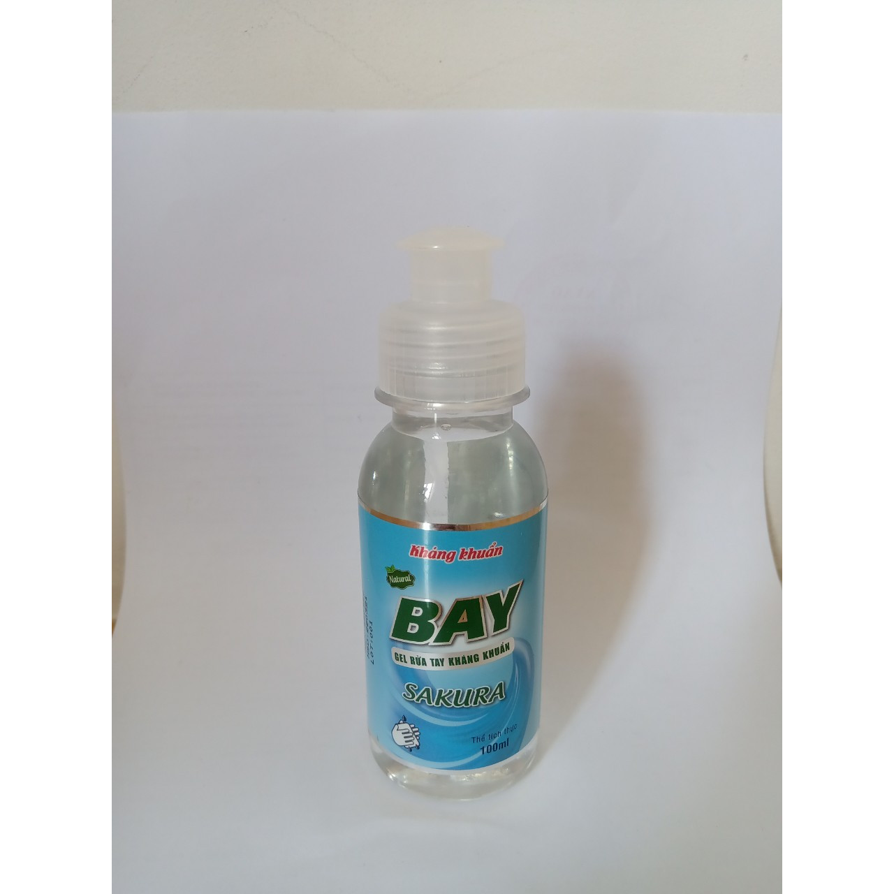 Gel Rửa Tay Kháng Khuẩn Sakura Bay 100ml