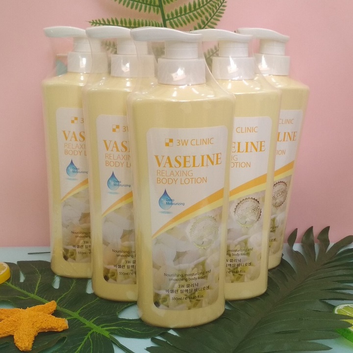 Sữa dưỡng thể hương VASELINE 3W CLINIC Hàn Quốc 550ml