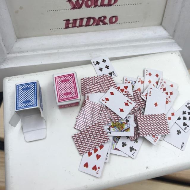 Mô hình đồ chơi bộ bài Tây poker. Mô hình Bộ bài Tây poker siêu mini tí hon