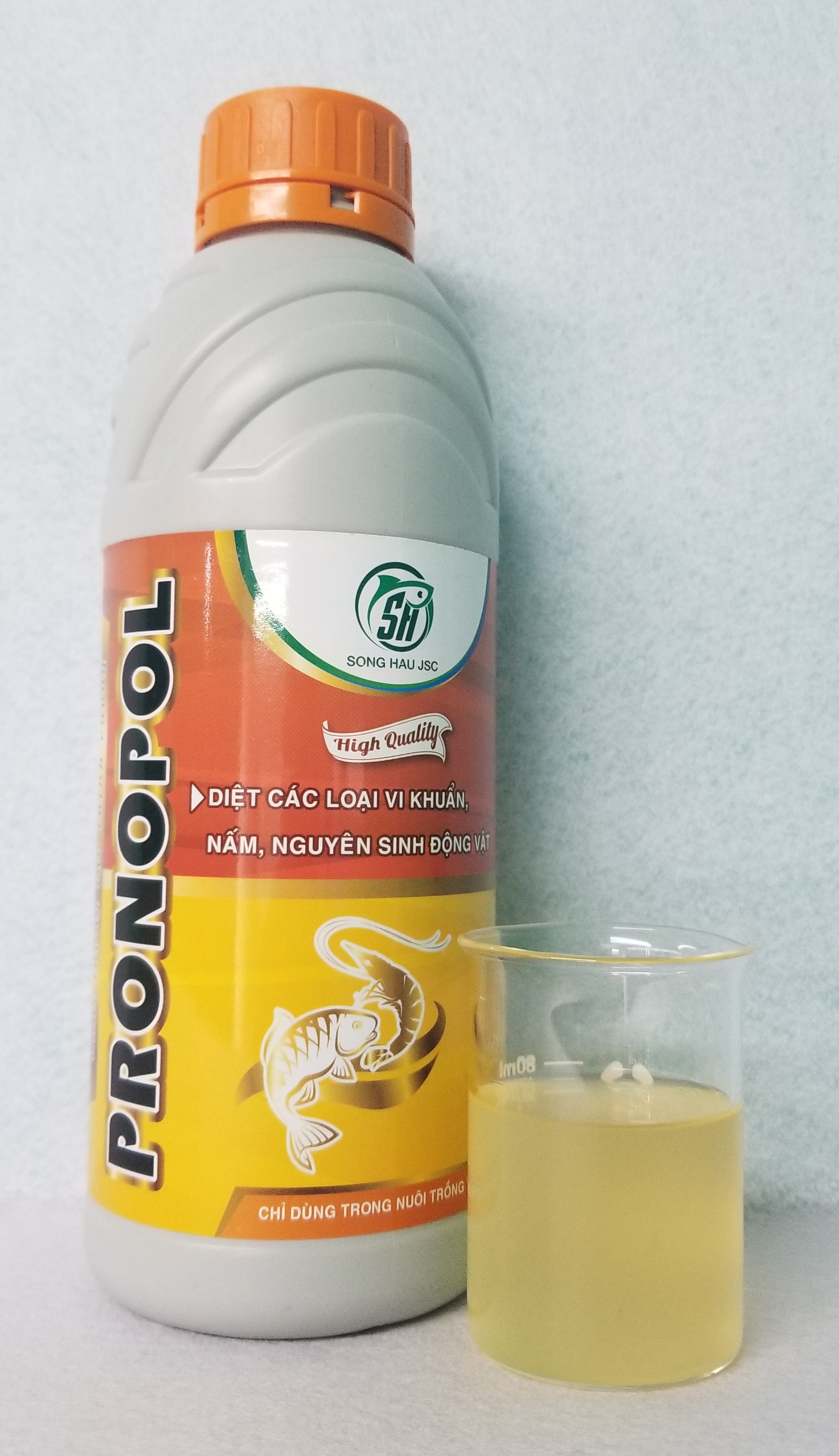 Combo 2 sản phẩm trị bệnh đốm đen ở TÔM: Nano Bạc + Pronopol