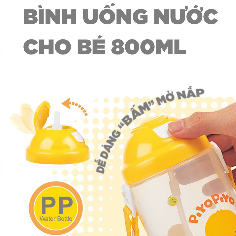 Bình nước đi học cho bé Piyo Piyo có dây đeo và ấn nút mở ống hút 800ml - PY830302