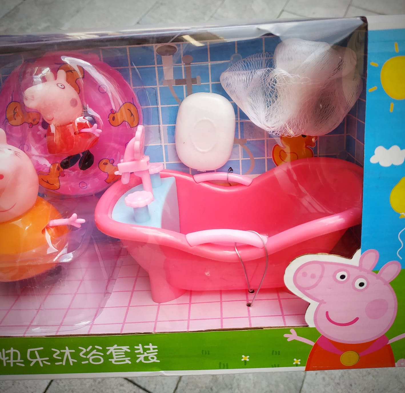 Bộ đồ chơi phụ kiện phòng tắm cho gia đình búp bê heo Peppa Pig