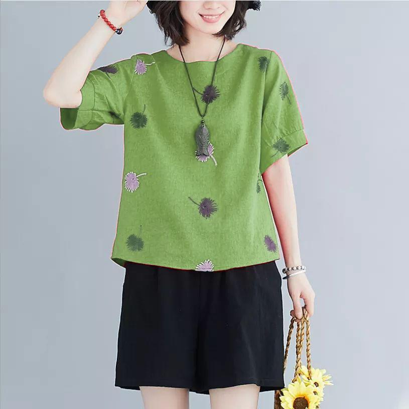 Set bộ thời trang kiều nữ quần đùi kết hợp áo cổ tròn tay ngắn thiêu hoa size 45-67kg