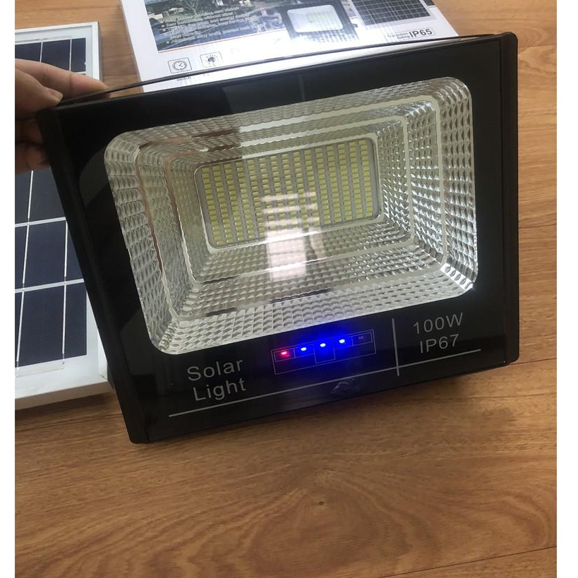 ĐÈN PHA NĂNG LƯỢNG MẶT TRỜI 100W