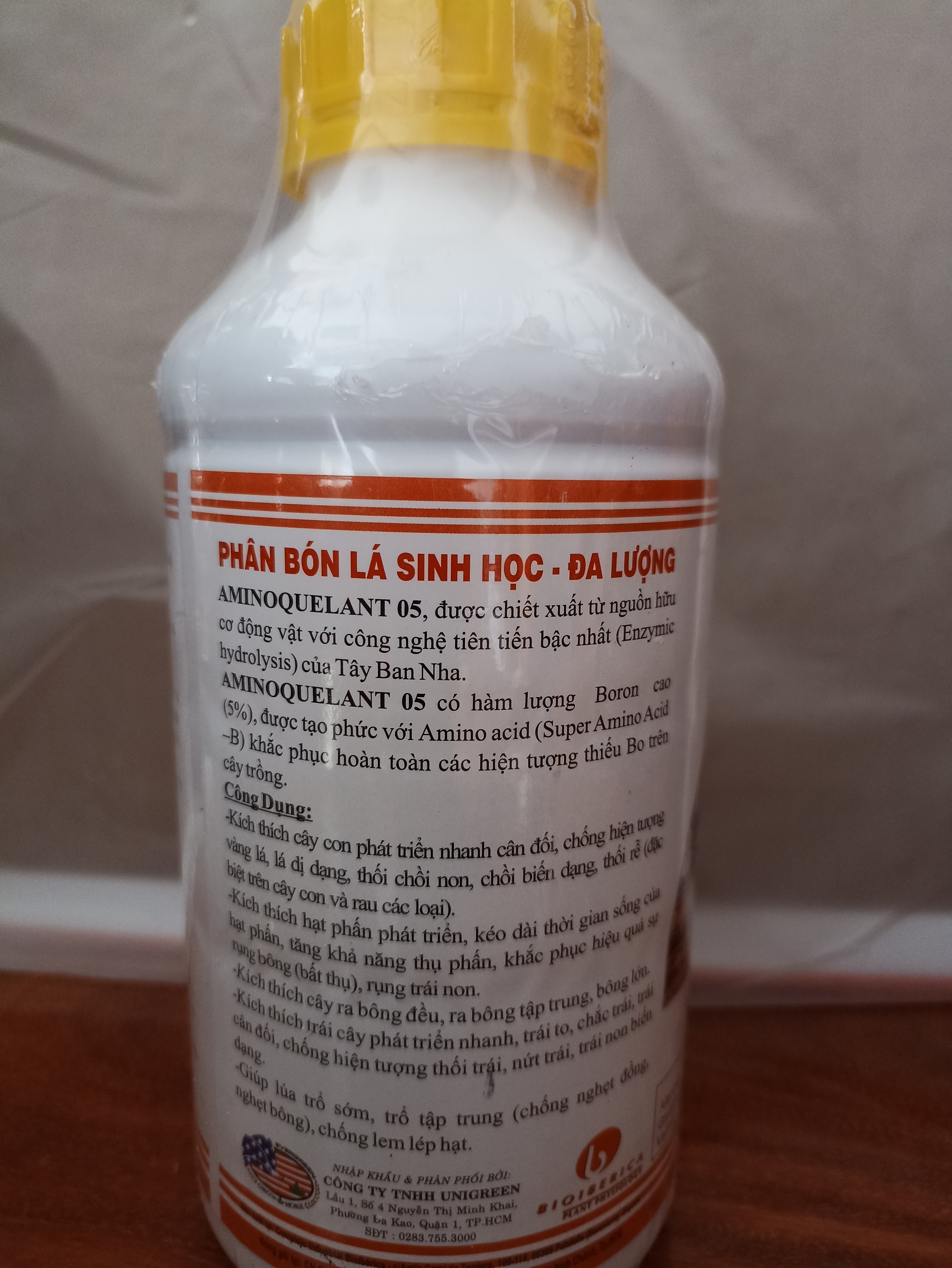 Phân bón lá AminoQuelant 05 - Boron and amino acids - chai 1 lít
