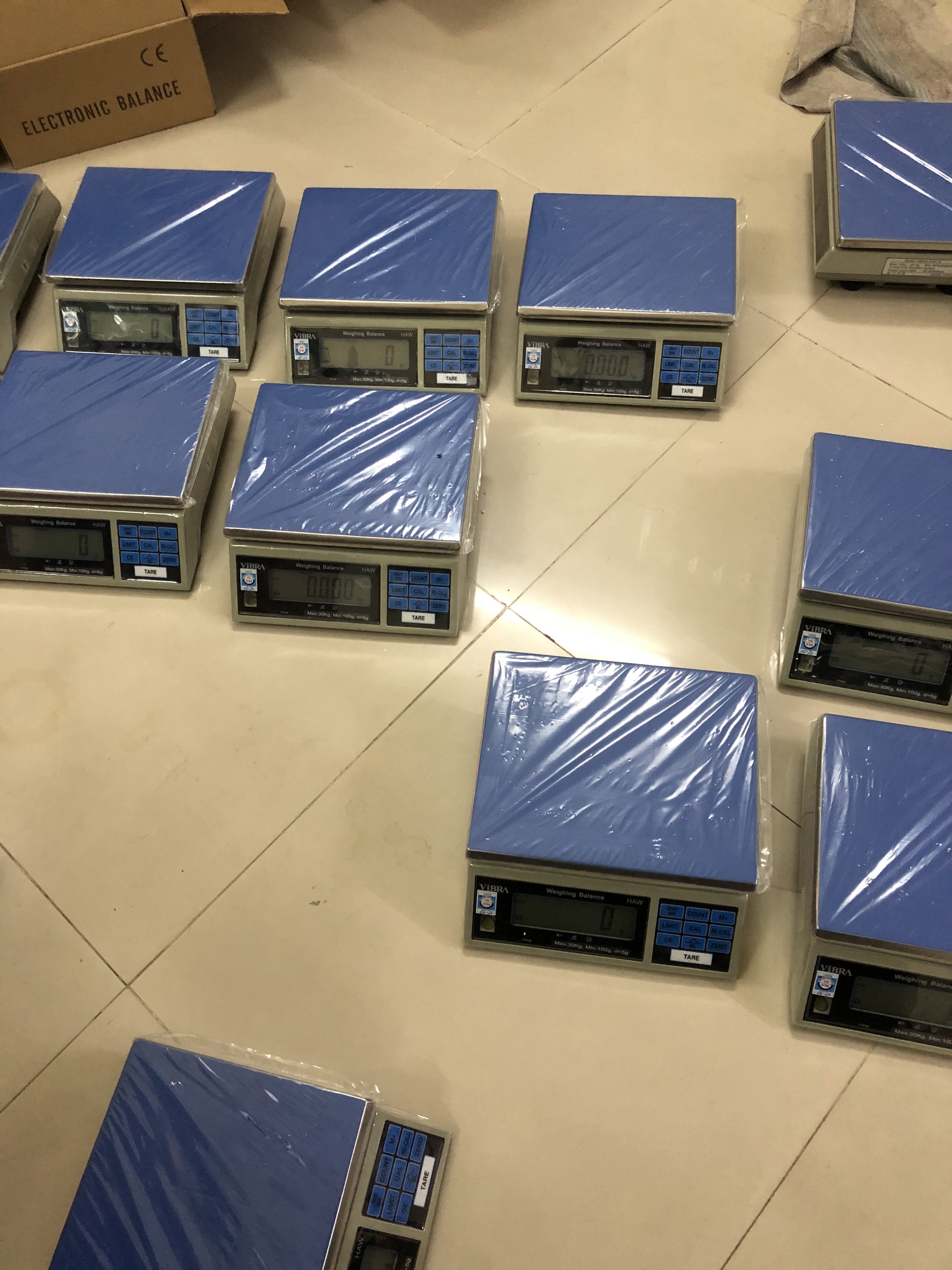 Cân Điện Tử VIBRA HAW 30 kg