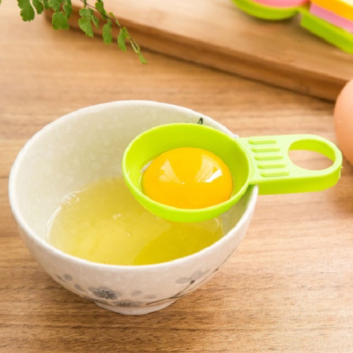 Dụng Cụ Tách Lòng Đỏ Trứng Gà Thông Minh Tiện Dụng - Màu Ngẫu Nhiên