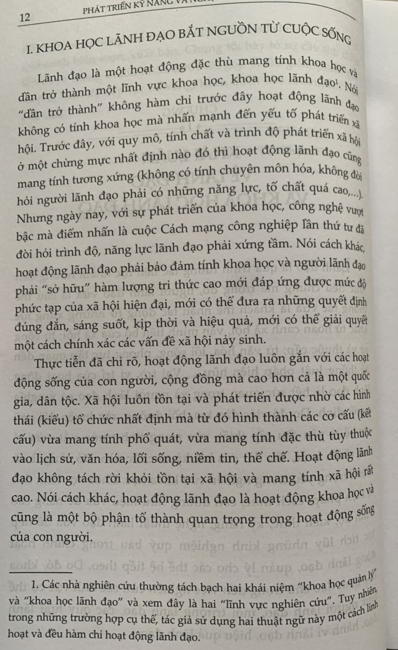 Phát triển kỹ năng và nghệ thuật lãnh đạo