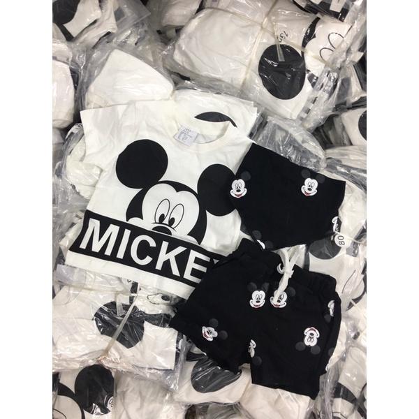 Set bộ quần áo hm xuất dư cộc tay mickey tặng kèm yếm chất cotton mềm đẹp cho bé trai , bé gái