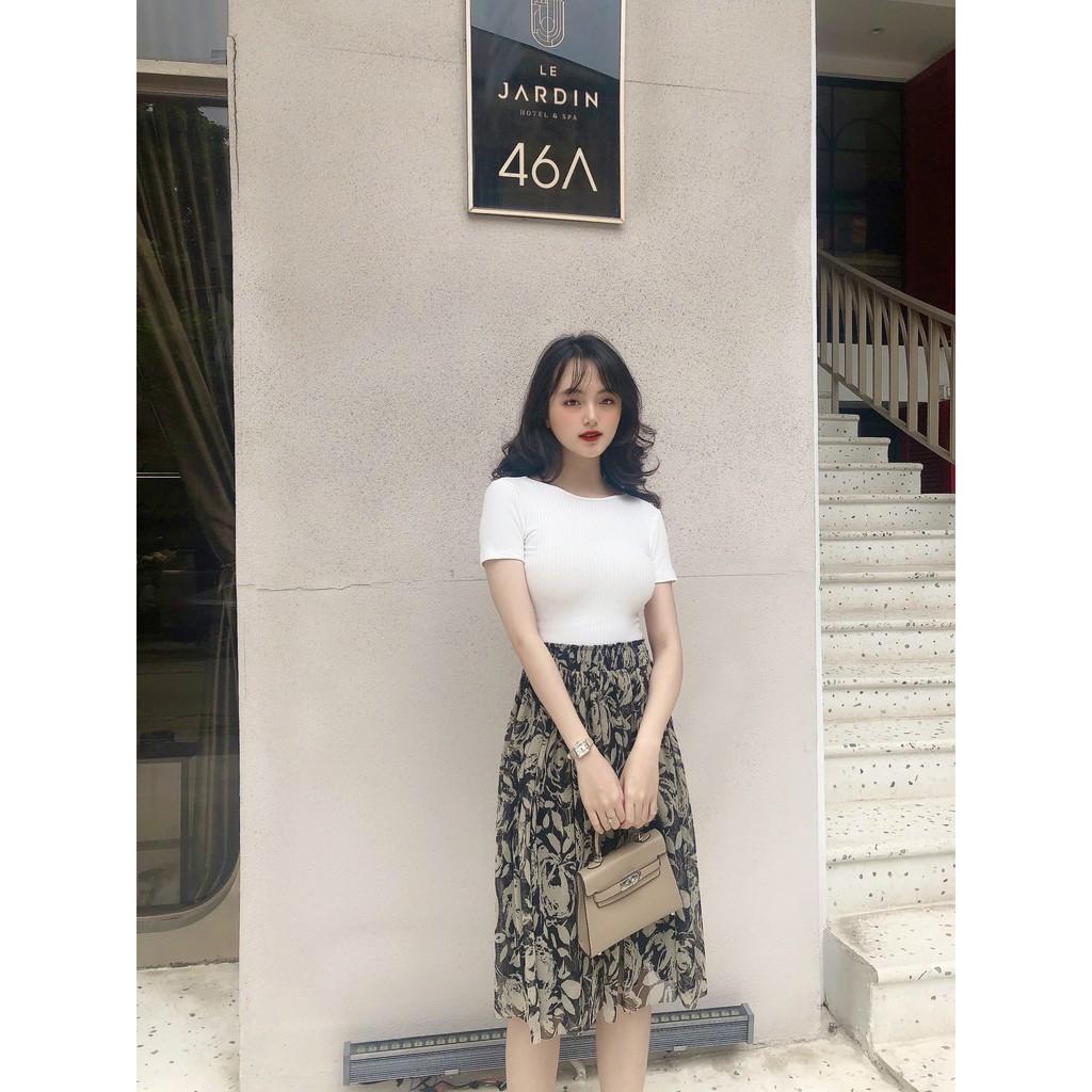 Chân Váy Xếp Ly Họa Tiết Xinh Xắn