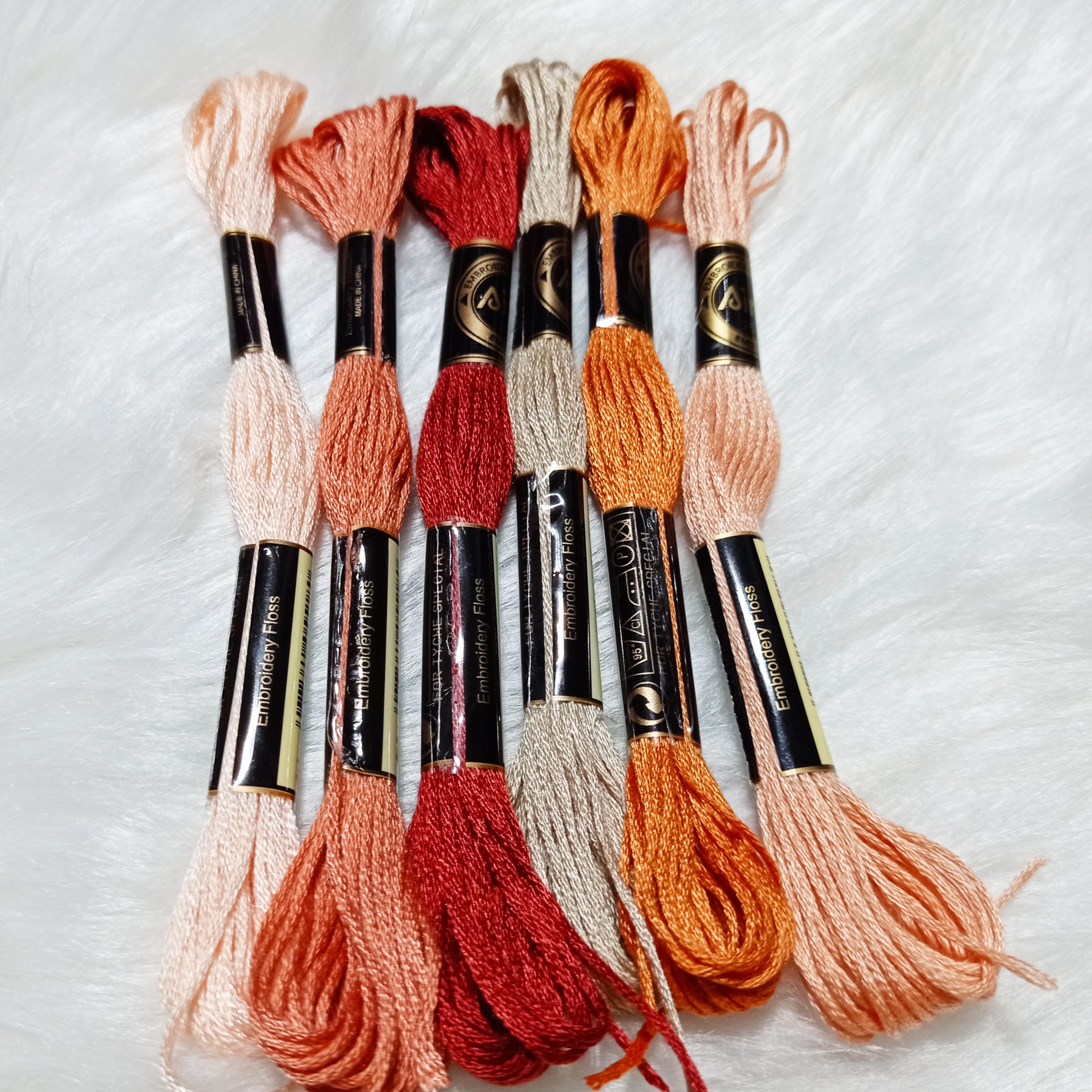Set chỉ thêu Airo tông Đỏ - Hồng / Nana Handmade DIY Thêu Tay Shop