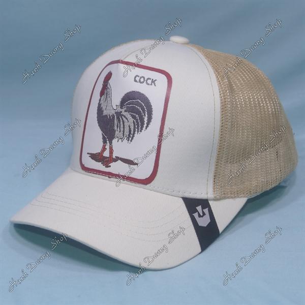 Nón kết lưới in con gà trống in chữ Cock phía sau khóa nhựa phía trong và trước có tem vòng đầu 55-58cm - Kem trắng