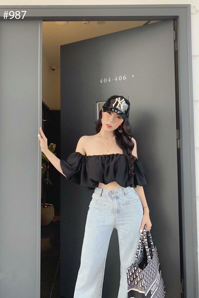 Áo croptop trễ vai nhún phồng