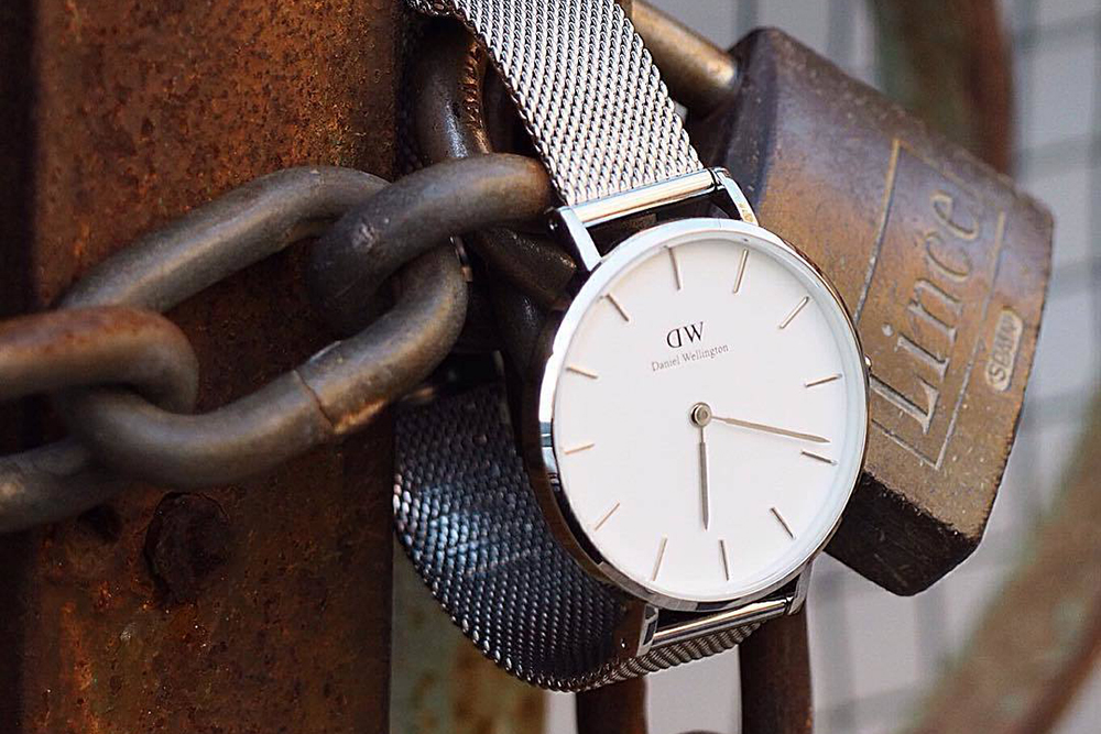 Đồng Hồ Dây Mắt Lưới Daniel Wellington DW00100164 (32mm) - Trắng Bạc