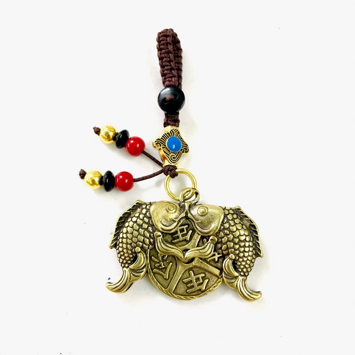 Móc Khóa Đồng Song Ngư Cá Chép, kích thước 4.2 x 0.7cm, màu đồng, dùng để trang trí bàn sách, bàn học, treo trên xe ô tô, treo vào móc khóa - SP005227