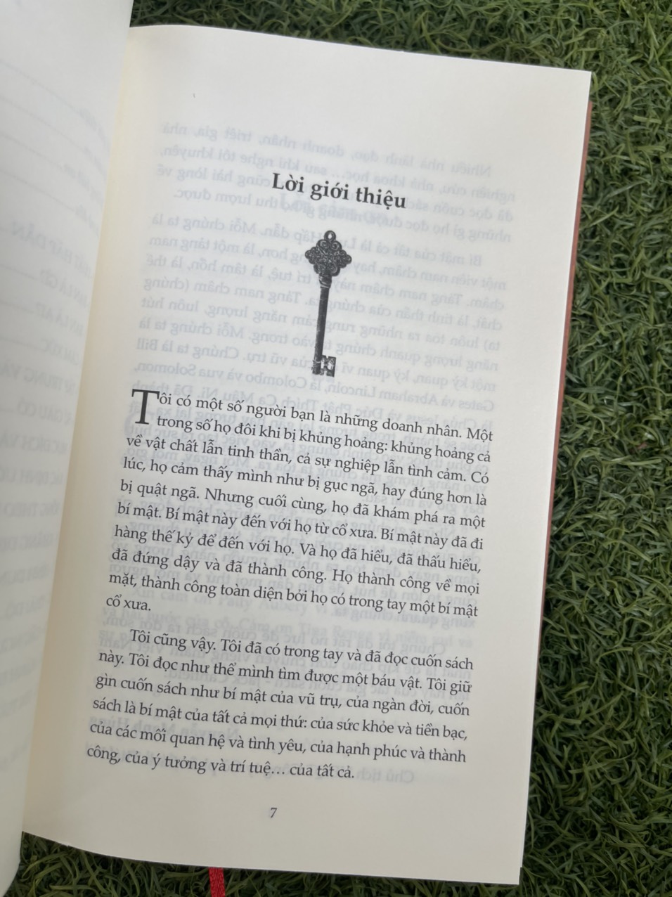 NGƯỜI NAM CHÂM – Bí mật của luật hấp dẫn - Jack Canfield – Bìa cứng