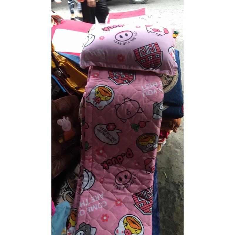 Chăn kèm 1 chiếc gối nằm cotton poly