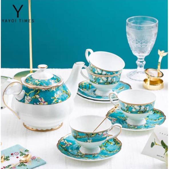 Bộ Âm Chén Sứ Hoa Xanh Viền Vàng, Kèm Đĩa Kê, Bình Đường Rót Sữa Sứ Xương cao cấp