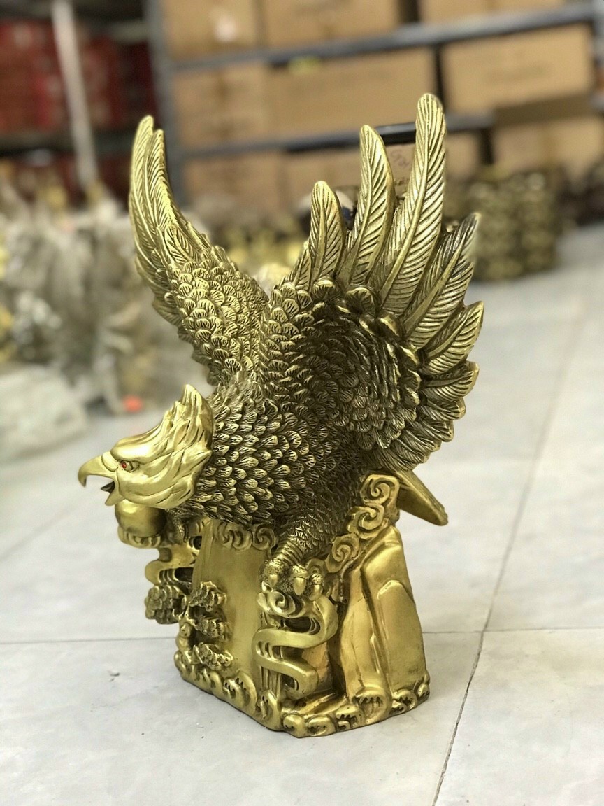 Decor trang trí để bàn - Đại bàng tung cánh