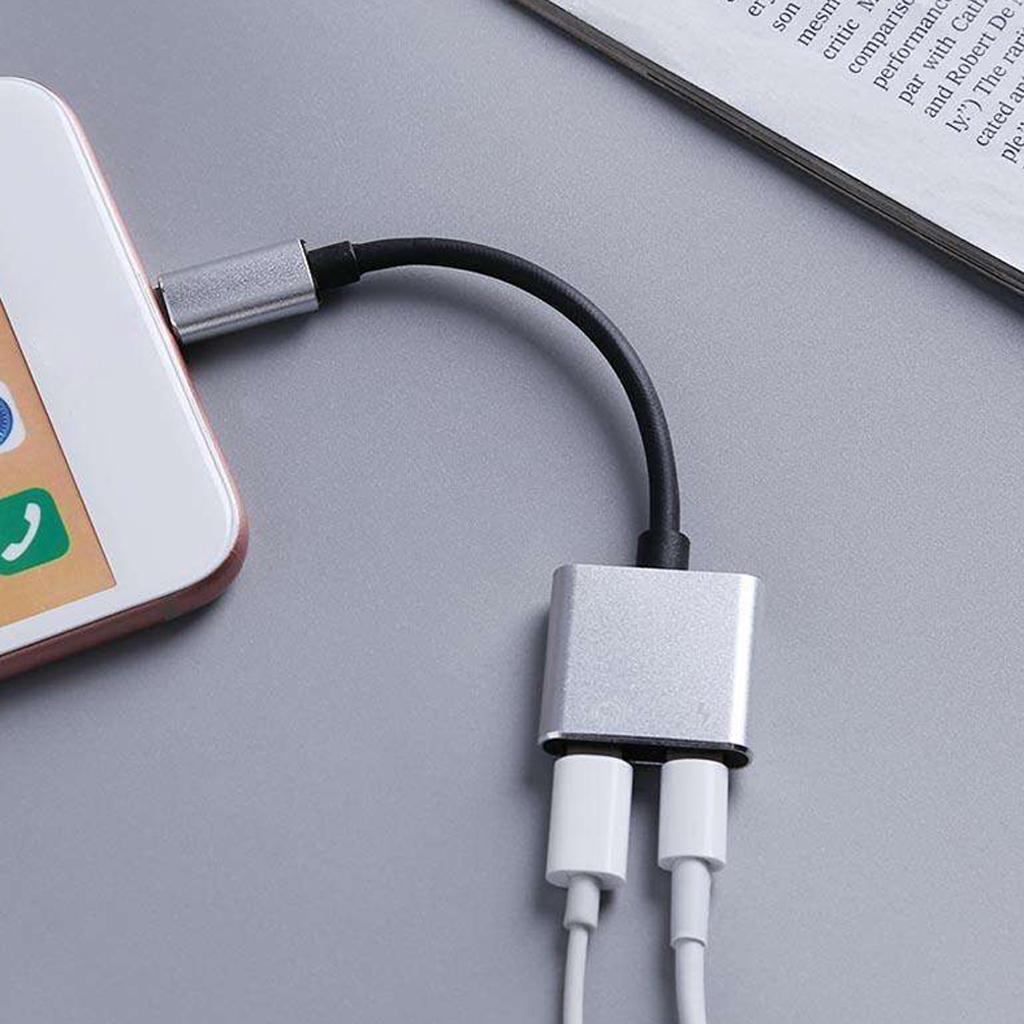 Audio Converter Adapter with Charging Port for   7/8/X