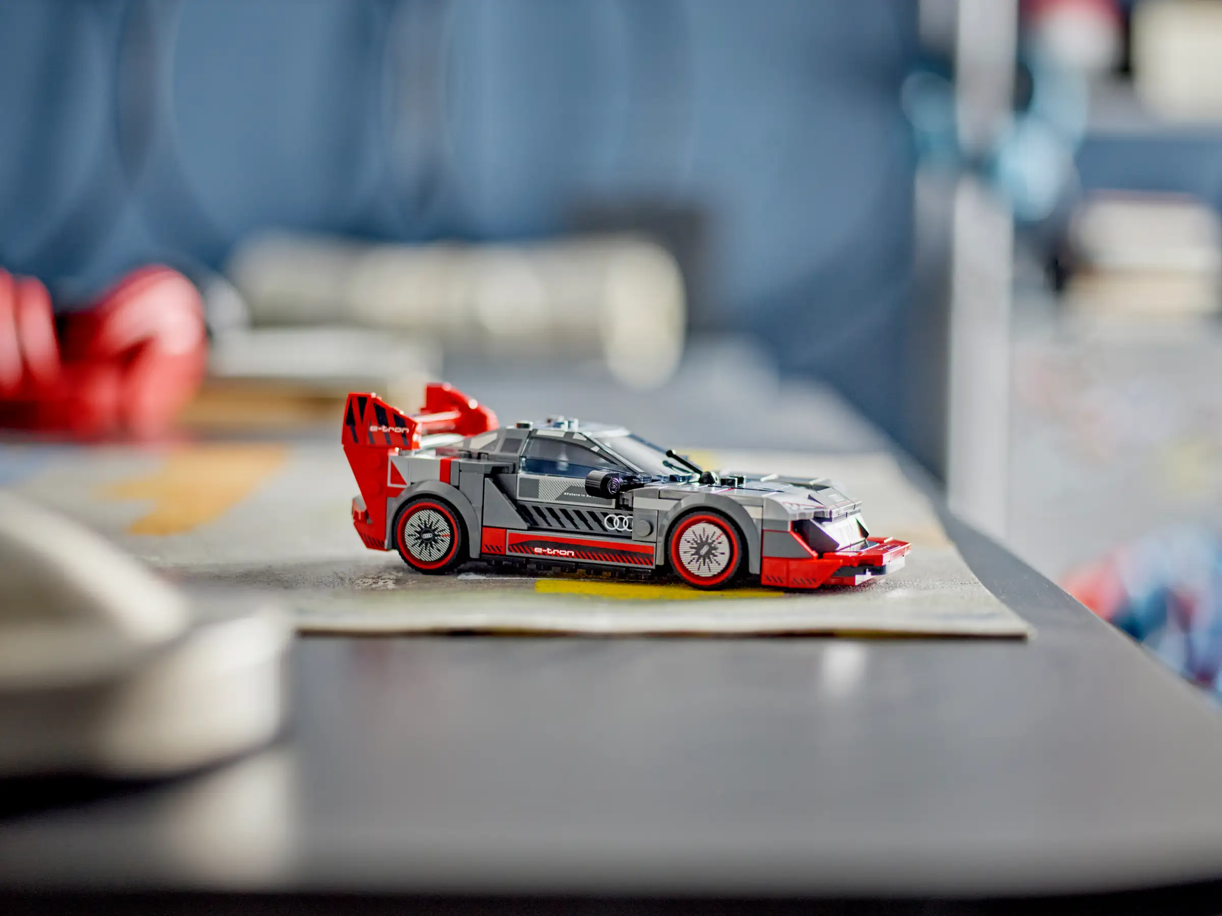 Đồ Chơi Lắp Ráp Siêu Xe Thể Thao Audi S1 E-Tron Quattro - Audi S1 E-Tron Quattrro Race Car - Lego Speed Champions 76921 (274 Mảnh Ghép)
